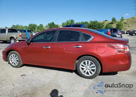 2015 Nissan Altima 2.5 из США, поврежденный, VIN 1N4AL3AP4FN862499